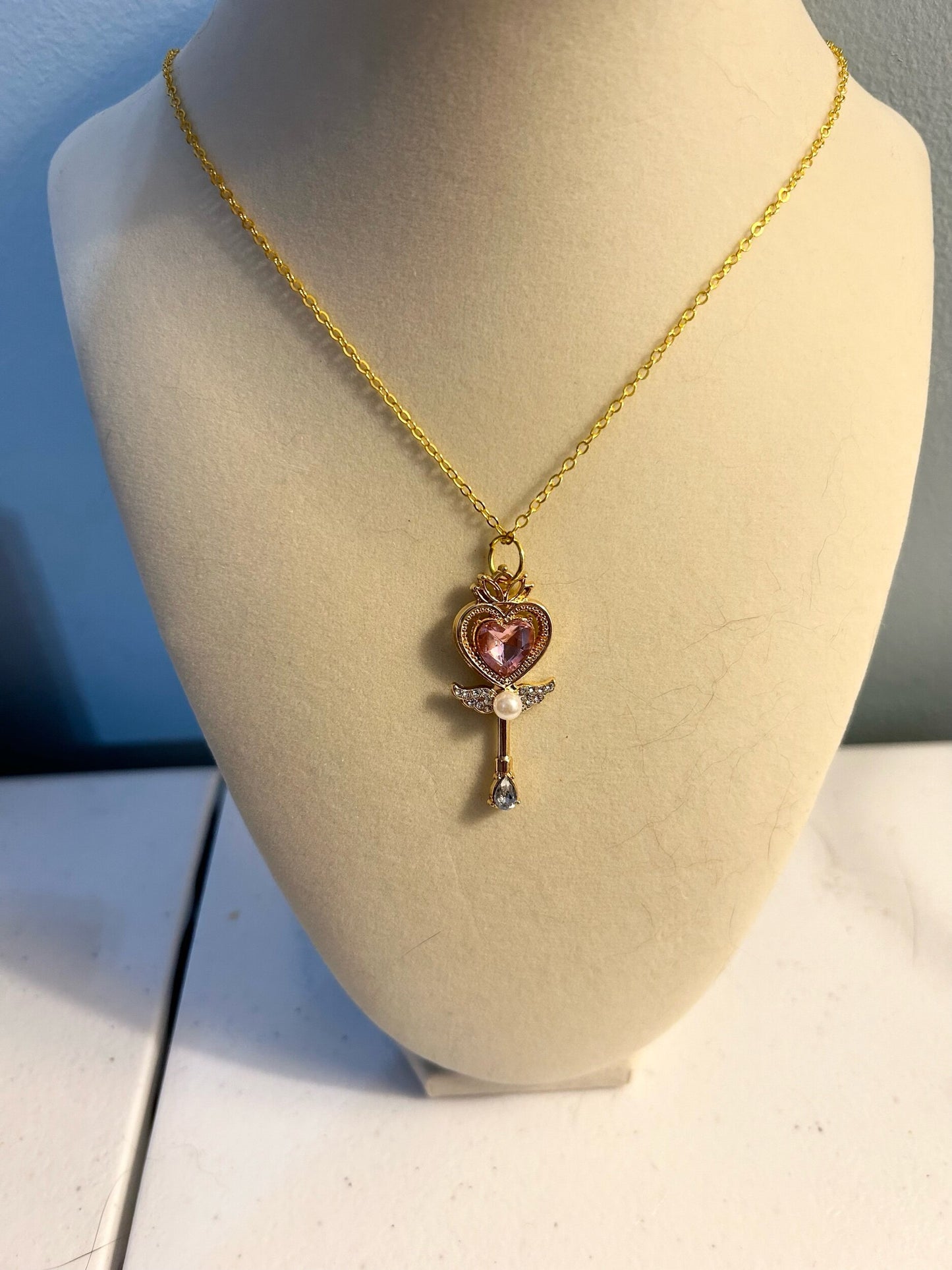 Sailor moon inspired necklace - Pink