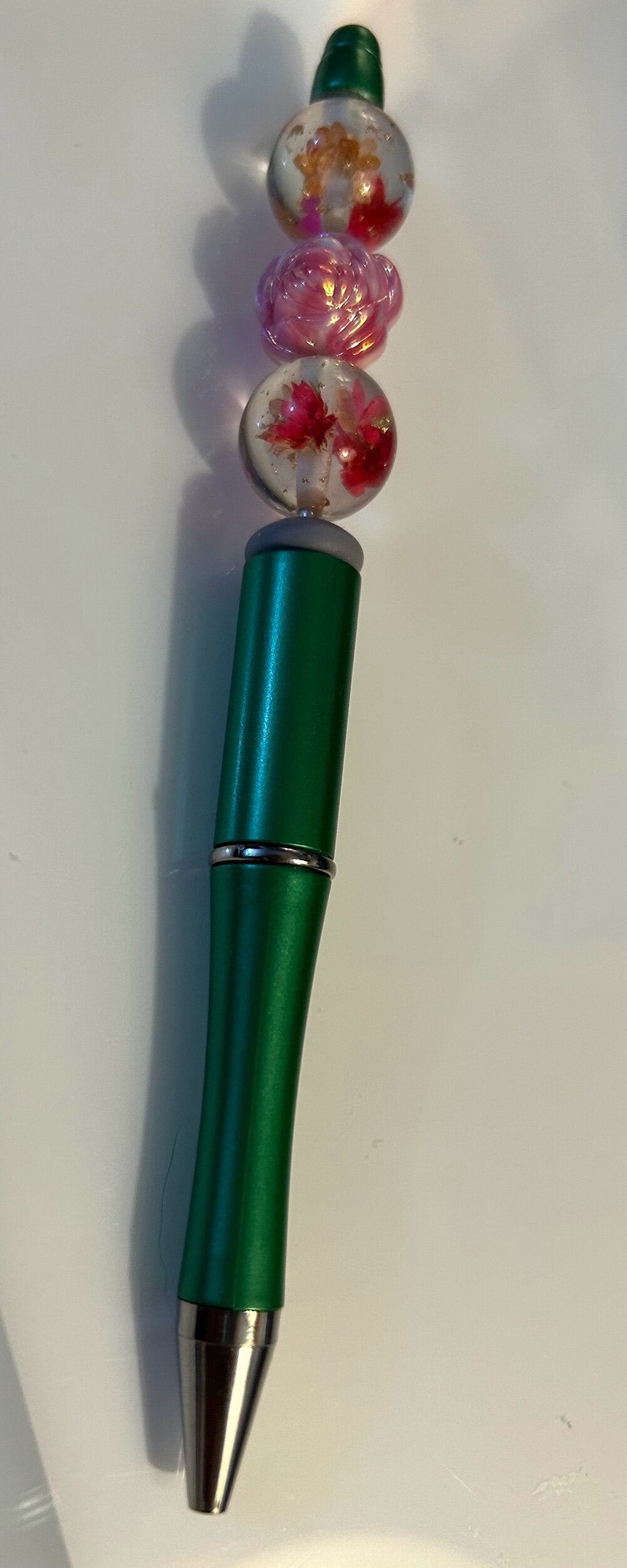 Resin flower bead green pen
