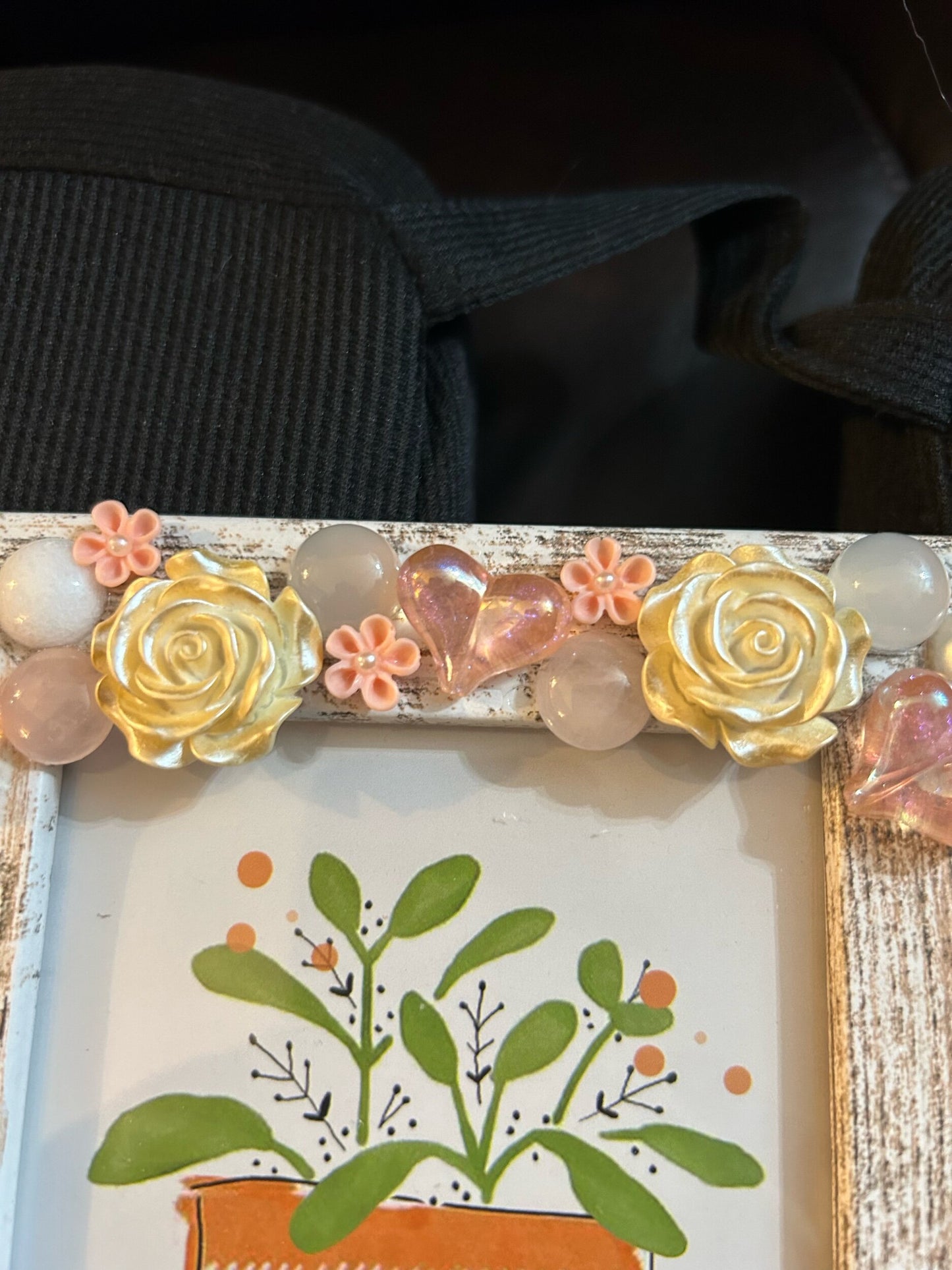 Pink and white rose frame