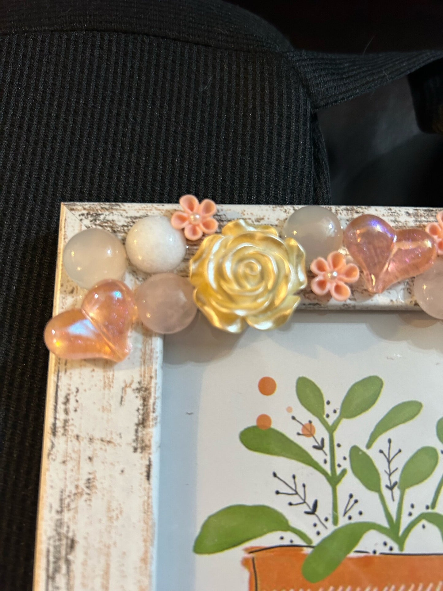 Pink and white rose frame