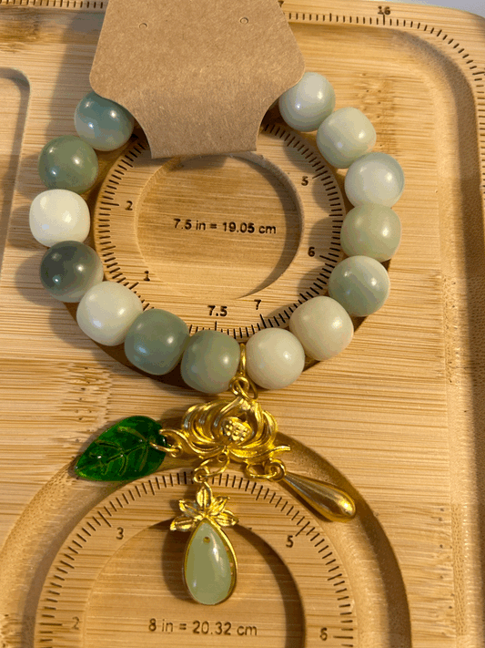 Lotus flower Bodhi bead bracelet